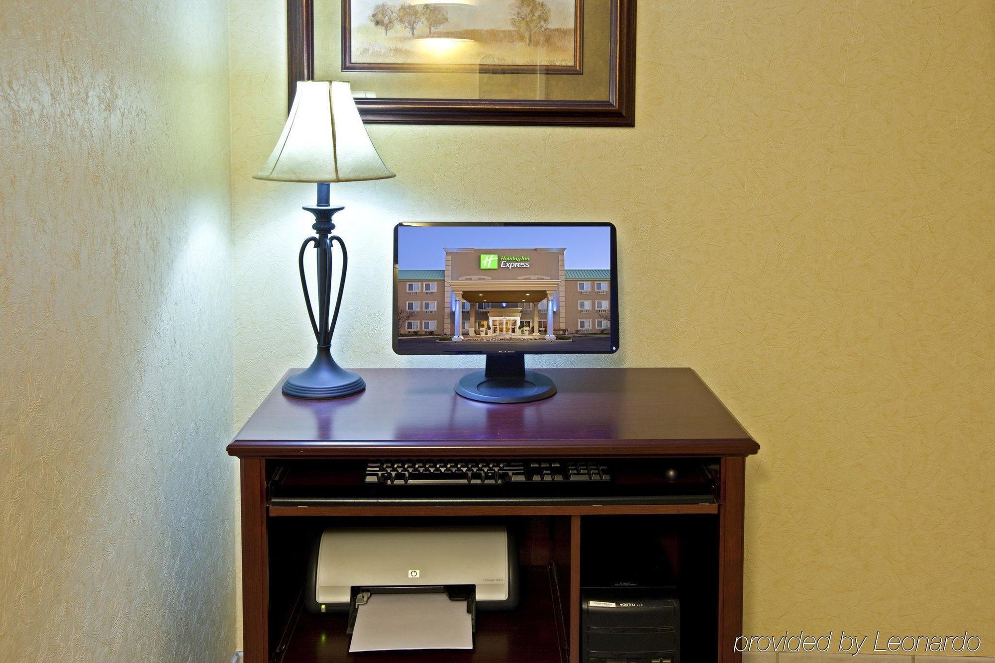 Baymont By Wyndham Litchfield Facilidades foto